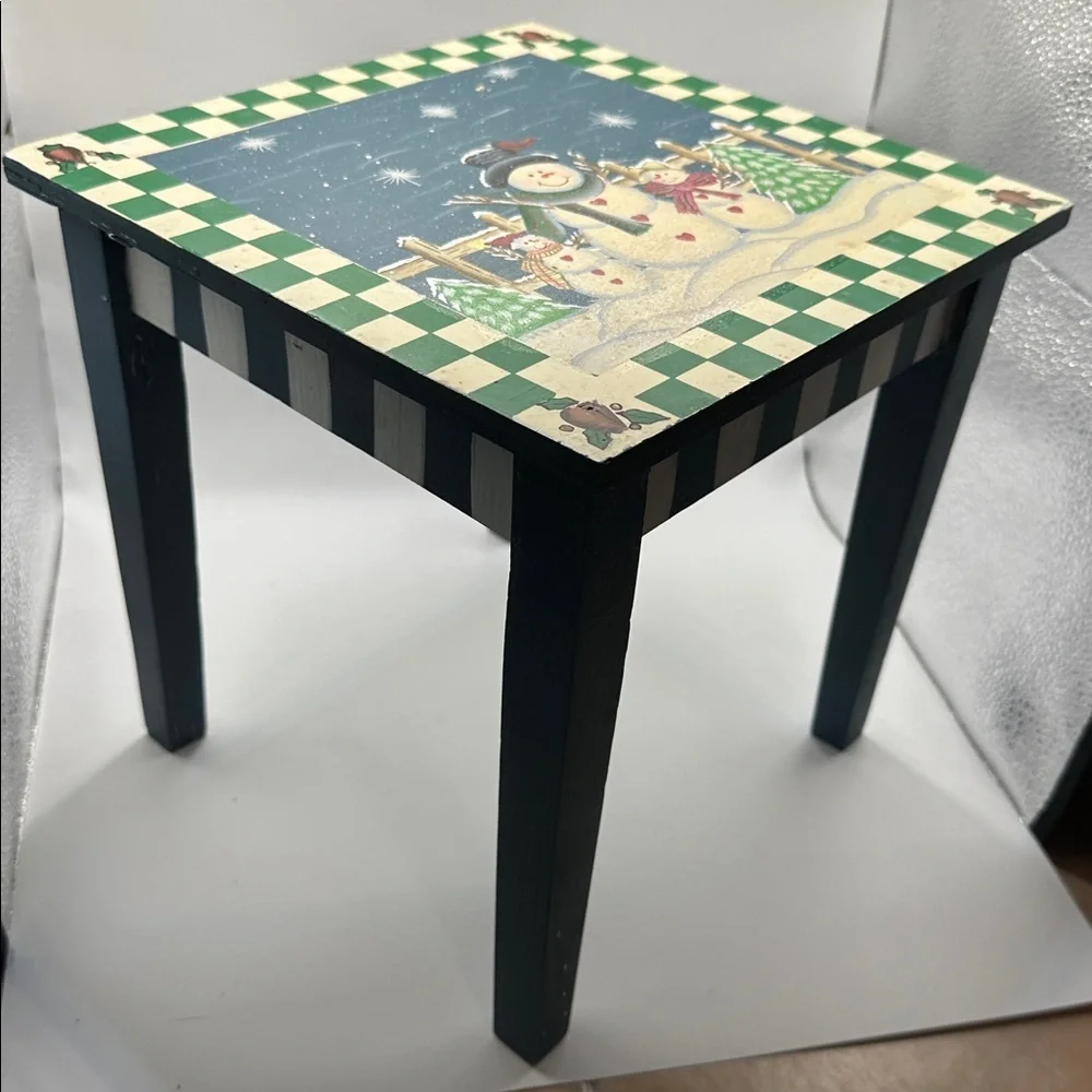 Festive Snowman Holiday Table 10”x10”